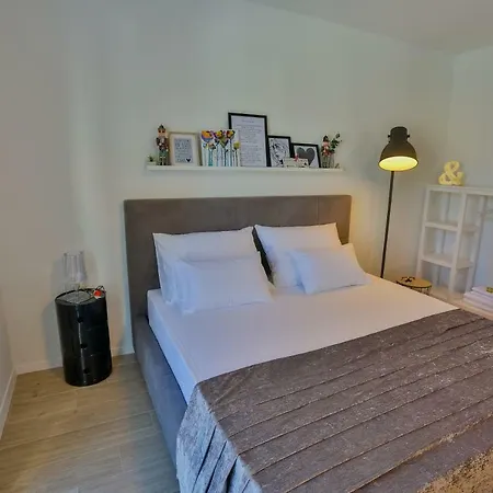 Luxury Urban With Jacuzzi Appartamento *