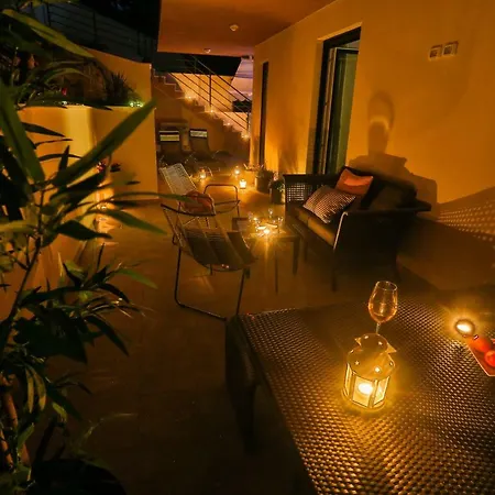 Luxury Urban With Jacuzzi Daire Split