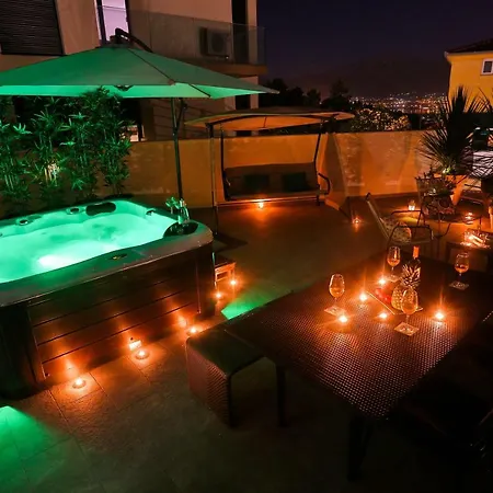 Appartamento Luxury Urban With Jacuzzi