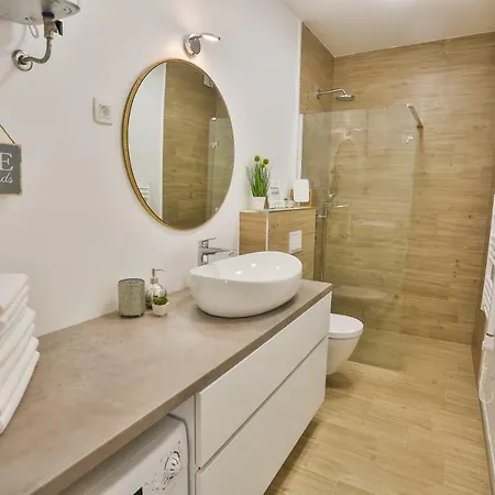 Appartamento Luxury Urban With Jacuzzi *