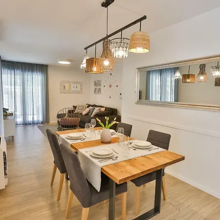 Luxury Urban With Jacuzzi Appartamento *