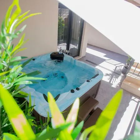Luxury Urban With Jacuzzi Appartamento Spalato