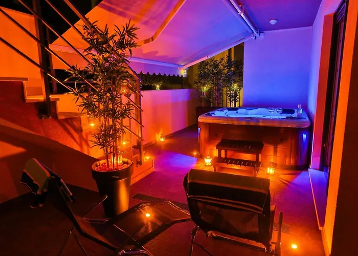Luxury Urban With Jacuzzi Διαμέρισμα